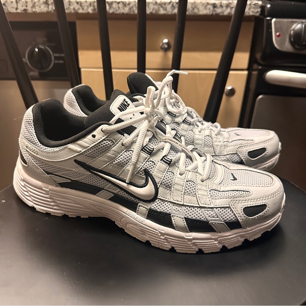 Men’s Nike P-6000 shoes